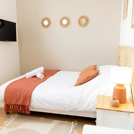 Le Provencal - Beau T2 Centre - Gare - Tram *